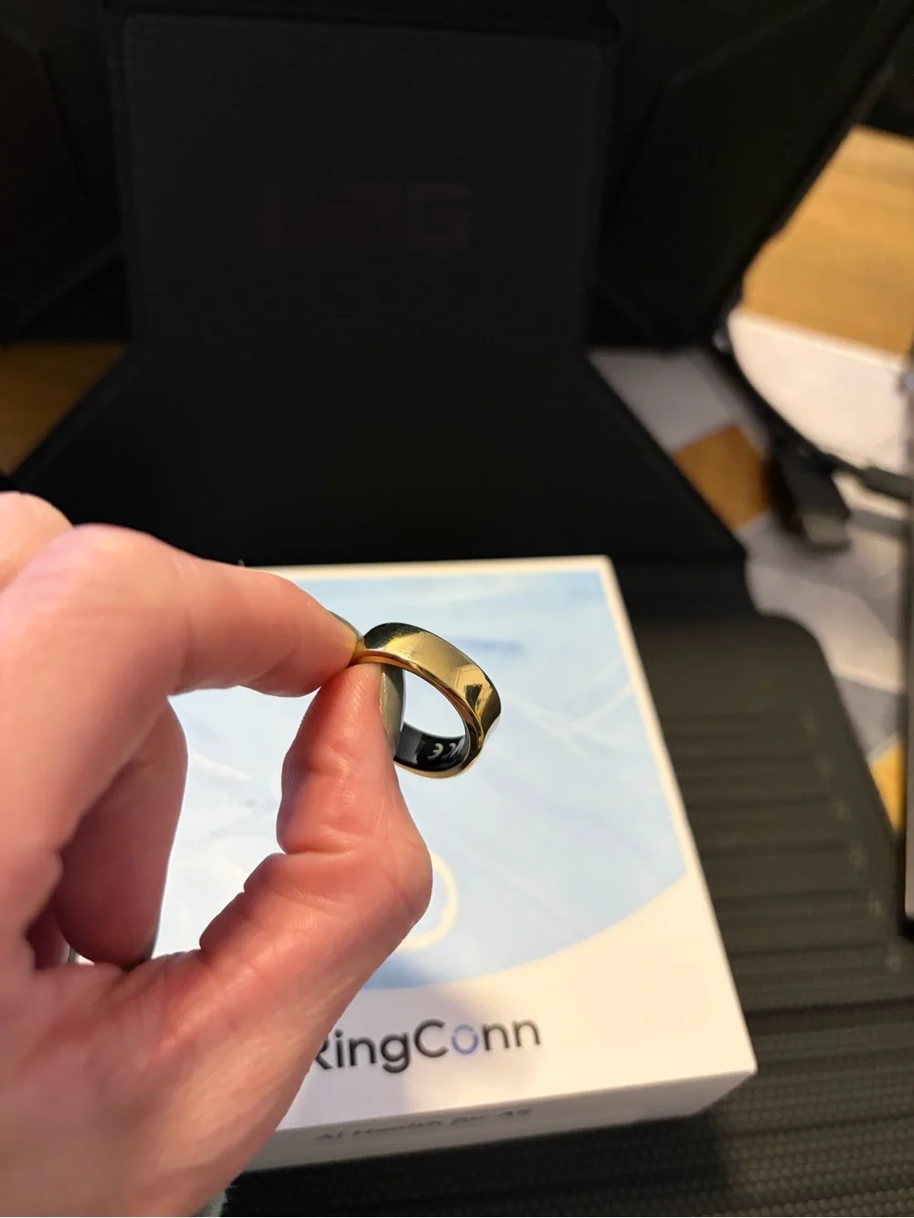 RingConn Gen 2 Smart Ring- Size 8 - Royal Gold + Charging Case & Sizing Kit